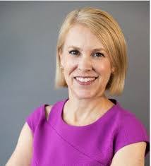 Nicole Krause's Instagram, Twitter & Facebook