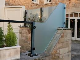 To create a fully glazed balcony iq glass can install a glass floor and glass balustrades onto the balcony. Glass Balcony And Balustrade Designs To Inspire You Glassonweb Com