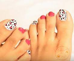 Diseño de uñas para pies flores y rosas sencillas flowers nail art. 53 Divertidos Disenos De Unas Para Pies Belleza De Mujeres
