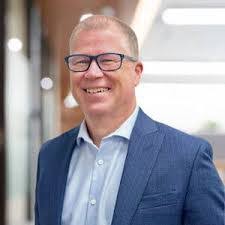 Tom Flanigan's Instagram, Twitter & Facebook