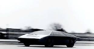 Concept Flashback 1979 Aston Martin Bulldog Vs 2014 Aston Martin Dp 100 Vision Granturismo Aston Martin Bulldog Super Cars Aston Martin