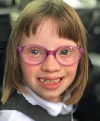 Angela Hiley's Instagram, Twitter & Facebook