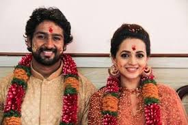 Revealed Everything You Need To Know About Bhavana Menon S Beau And Husband To Be Naveen Bhavana Actress Actresses Malayalam Actress