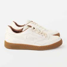 Check spelling or type a new query. Wear Your White Sneakers Sustainable With These Ethical And Eco Brands Ecolookbook