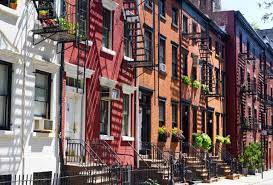 The Nyc Neighborhoods Where You Can Live Alone For Under 1 500 Nyc Neighborhoods New York City Apartment Apartment Outside