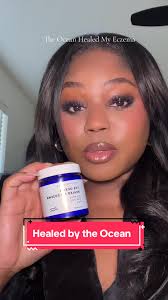 A dry skin must 💕 #theoceanhealedmyeczema #eczemahealing #eczemaflareup  #dryskinhack #fyp