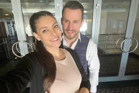 A páros már évek óta építette vállalkozását, . Valsagban Kulcsar Edina Es Csuti Hazassaga