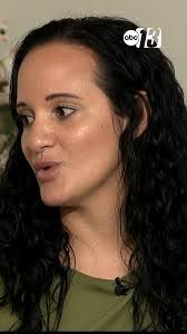 Sarah Weitzman's Instagram, Twitter & Facebook