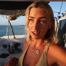 Sailing La Vagabonde added a new photo.