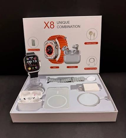 Super combo x8 Unique combination 🔥Precio: 89.999🔥 Envíos y pago contra  entrega a nivel nacional E Incluye: ✓1 Smartwatch de 49 mm ✓1 Audífonos  inalámbricos ✓1 Powerbank magnética ✓1 Cargador magnético ✓Cargador