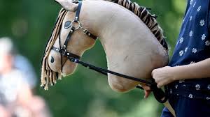 Игры с лошадьми – спорт полный эротики