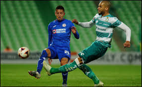El primer tiempo se fue con tres jugadas puntuales, que pudieron marcar la historia: W53glveibbaynm