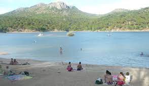This page presents a visual san martin de valdeiglesias travel guide. San Martin De Valdeiglesias Pedira La Autorizacion De Bano En La Playa Virgen De La Nueva Ser Madrid Oeste Hora 14 Madrid Oeste Cadena Ser