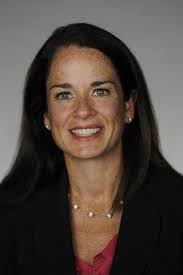 Jennifer Leclair's Instagram, Twitter & Facebook