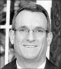 Ross Arrington's Instagram, Twitter & Facebook