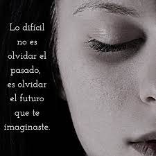 Por que son frases con reflexiones sobre el dolor que, si las usas, tendrás que salir de ese estado si o sí mas fuerte y determinada que antes. Frases De Dolor Tristeza Vida Frases Famosas Del Mundo