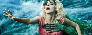 When does american horror story start? American Horror Story Sie Hat Echte Probleme Sarah Paulson Teasert Season 10 Rolle An Blairwitch De