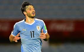Cuéllar gets a shot off a few moments later but it's high and wide. Matias Vina Me Dolio Perderme El Partido Contra Brasil Sport 890 La Radio Deportiva Del Uruguay Sport 890 La Radio Deportiva Del Uruguay