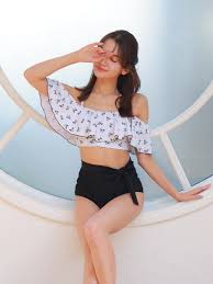 2025年新作水着】リボン柄ハイウエストオフショルダービキニ(258005)｜水着ブランドの【PEAK&PINEピークアンドパイン】公式通販サイト