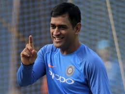 Mahendra singh dhoni or as he is commonly known as ms dhoni is an indian cricketer who represents india on the international stage. Ms Dhoni Twitter Troll Any Tips Sir When Ms Dhoni Hilariously Trolled A Twitter User Who Asked Him To Concentrate On Batting Cricket News