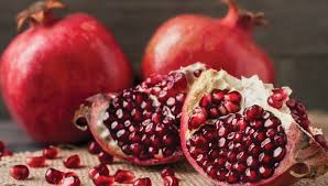 Enjoy the fresh fruit by first chewing on the seeds to release the juice from the sacs, then swallow seeds. Pomegranate A Giant Pod With Edible Seeds Julien S Journal