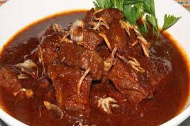 Sudah pasti ada banyak hal yang perlu dipersiapkan. Resep Semur Daging Betawi Spesial Semur Daging Resep Masakan Masakan Indonesia