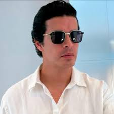 Happy birthday to the adorable pup, Pompompurin! 🎂💛