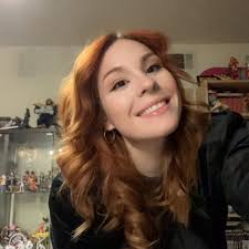 Aly Pearson's Instagram, Twitter & Facebook