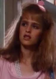 Fan Casting Nicole Stoffman as Sharon Spitz in Braceface (80's Live Action) 