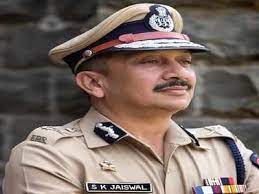 Subodh kumar jaiswal is an 1985 batch ips officer of the maharashtra cadre. Yrq Przmp Fvqm