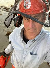 Who can mow my lawn with a bagger in Peshtigo?