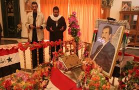 هشام الهاشمي هو من مواليد بغداد 1973، وهو مؤرخ وباحث في الشؤون الأمنية والاستراتيجية والجماعات المتطرفة، ومختص بملف تنظيم داعش الإرهابي وأنصاره. Ø±Ø¬Ø§Ù„ ØµØ¯Ø§Ù… Ø­Ø³ÙŠÙ† ÙƒÙŠÙ ÙŠØ¯ÙŠØ±ÙˆÙ† Ø´Ø¤ÙˆÙ† Ø§Ù„Ø®Ù„Ø§ÙØ©