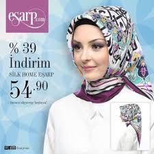 Hijab Esarp Panosundaki Pin