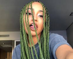 Before joining little mix, she worked as a waitress in pizza hut. Leigh Anne Pinnock 22 Facts About The Little Mix Star You Probably Never Knew Popbuzz