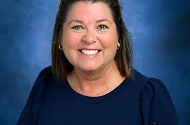 Jennifer Feger's Instagram, Twitter & Facebook