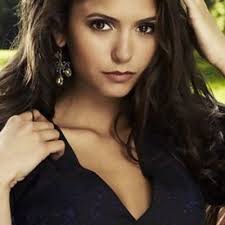 E)Lena Gilbert (@LenaBrokenHard)