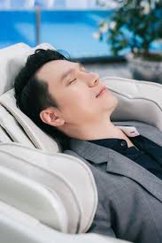 Sau 2 năm được Quế Vân dắt đi sửa mũi, liệu Việt Anh có thấy hối hận?