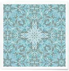 Wir lieben es, geschichten zu erzählen. Soft Blue Grey Floral Pattern Poster Juniqe