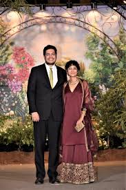Mr perfectionist of bollywood, aamir khan is a man who is revered by all. Aamir Khan S Son Junaid Khan To Make His Bollywood Debut With Yrf S Maharaja