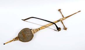 Gendang ini akan dimainkan bersama dengan gong. Main Puteri The Forgotten Heritage Dalam Main Teri Alat Muzik Yang Digunakan Seperti Rebab Serunai Tetawak Gendang Geduk Canang Dan Juga Kesi Alat Alat Muzik Ini Akan Berada Di Hadapan Tok