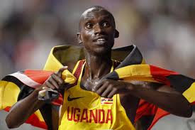 Un record mondial ou record du monde est un record qui dépasse toutes les autres performances qui ont été enregistrées officiellement lors de rencontres record du monde — pour le court métrage de la série animatrix, voir record du monde (film). Athletisme L Ougandais Cheptegei Bat Le Record Du Monde Sur 10 Km