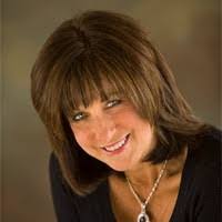 Carrie Goff's Instagram, Twitter & Facebook