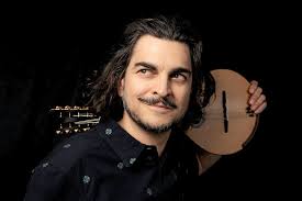 Jonathan Bélanger en pince pour la mandoline [VIDÉO]