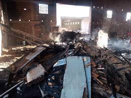 Alerta foi dado pelas 18h15. Rxmq P2sj Rkim