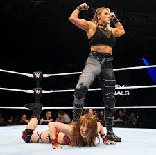 4 hot girls wrestle for the live audience! Rhea Ripley Io Shirai Wwe Female Wrestlers Wwe Girls Wwe Womens