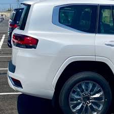The toyota land cruiser won't return to the u.s. New Images Of 2022 Toyota Land Cruiser J300 Surfaced Online