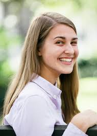 Student Series: A Teen's Review of Jaquelle Crowe's This Changes Everything 