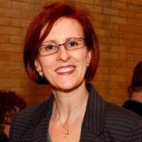 Stacey Bloom's Instagram, Twitter & Facebook