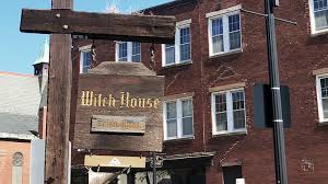 Supernatural horror loosely based on salem's 17th century witch trials. How To Plan The Perfect Visit To Spooky Salem Massachusetts