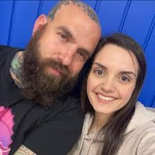 Travis Verdin's Instagram, Twitter & Facebook